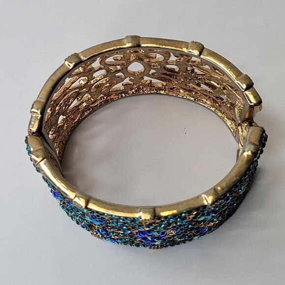 Large Blue Crystal Rhinestone Hinged Bracelet - Picture 6 of 8